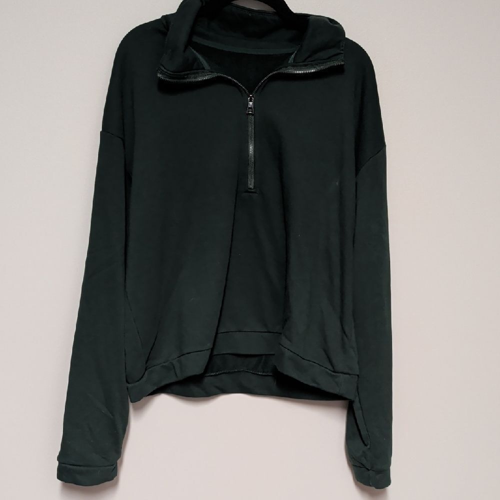 ZYIA Deep Green Activewear Pullover